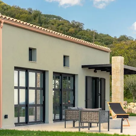 فيلة Ktima Agrapidos - Grandpa بوروس