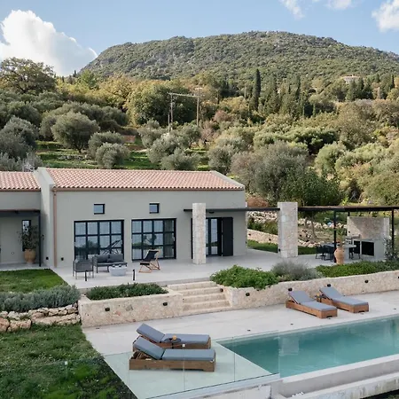 Ktima Agrapidos - Grandpa Villa Poros (Kefalonia)