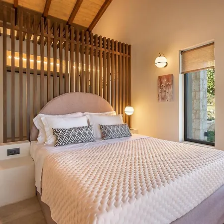 Ktima Agrapidos - Grandpa بوروس